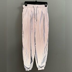 Two-tone reflective windbreaker joggers